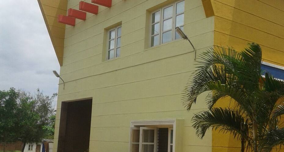 S V Patel Deluxe Lodge, Mysore 1